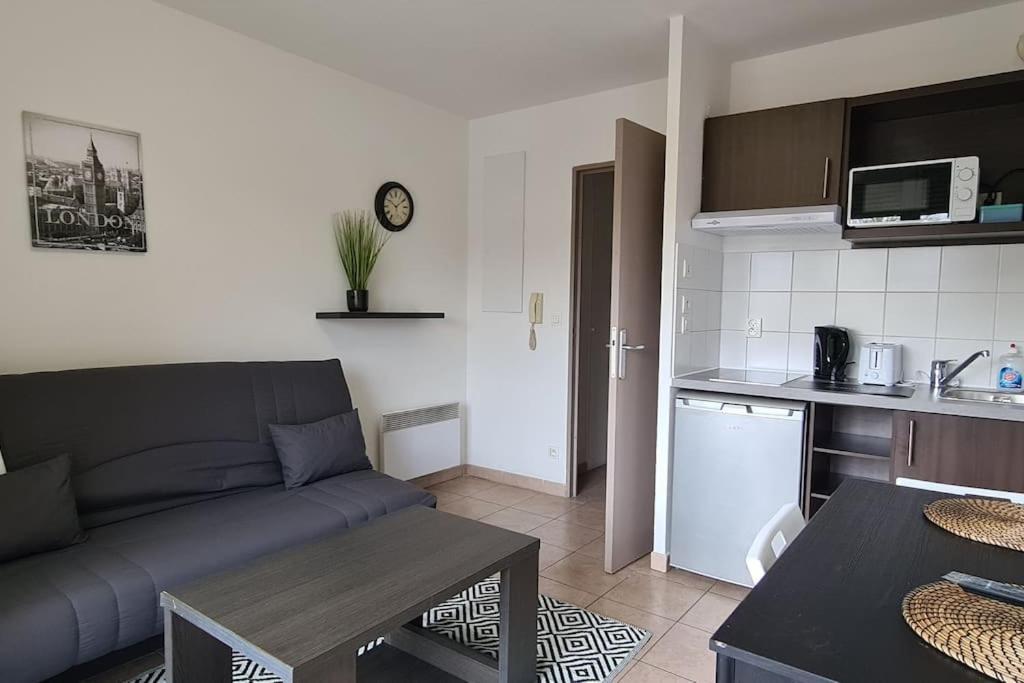 B210 Appartement Disneyland Paris Parking Et Wifi Монтеврен Екстериор снимка